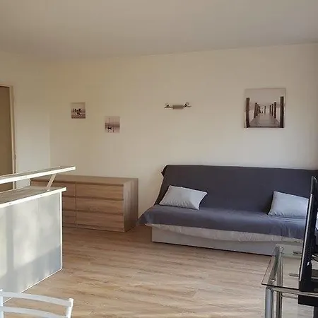 Διαμέρισμα Royan Apartment *